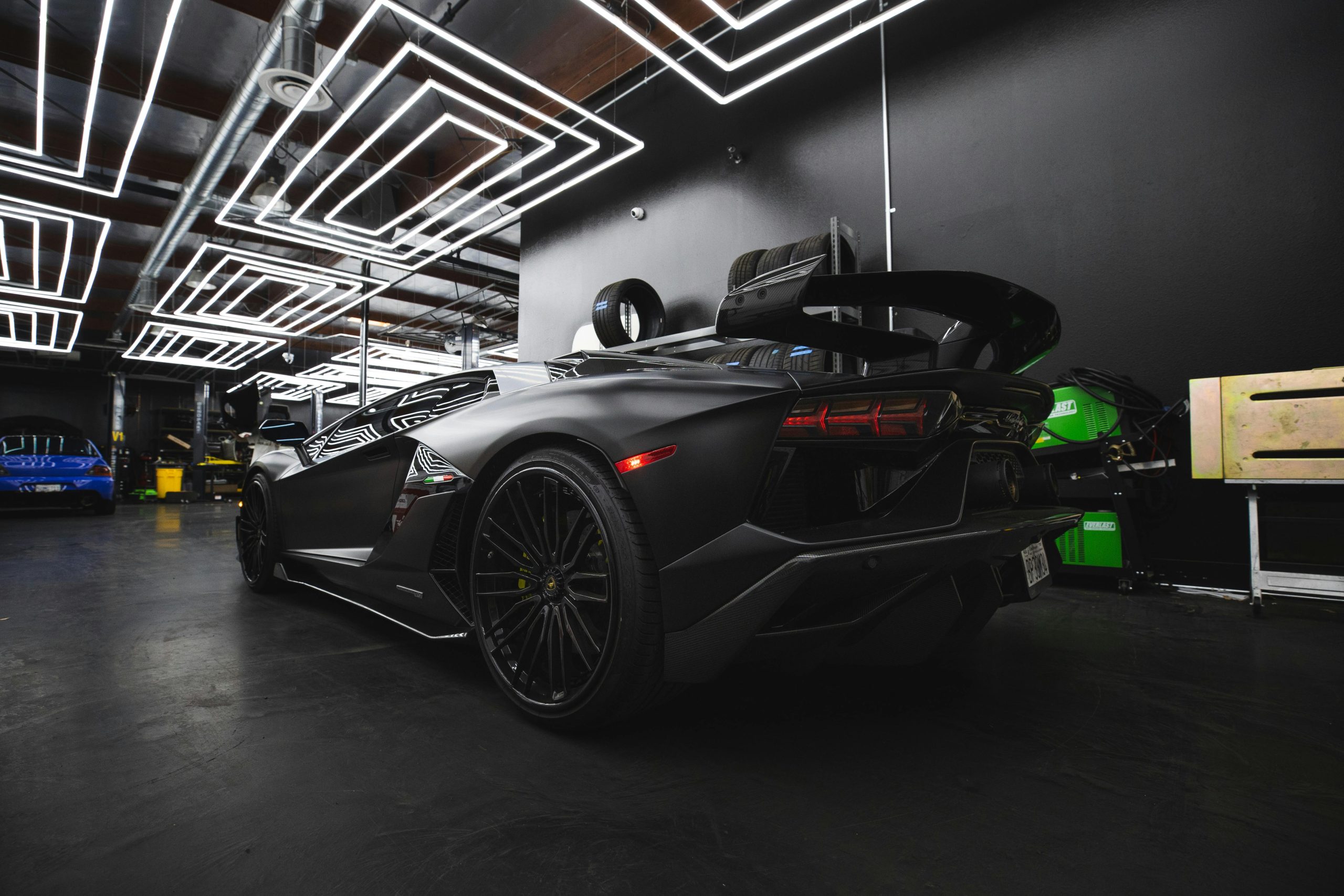 pexels-lynxexotics-8664308