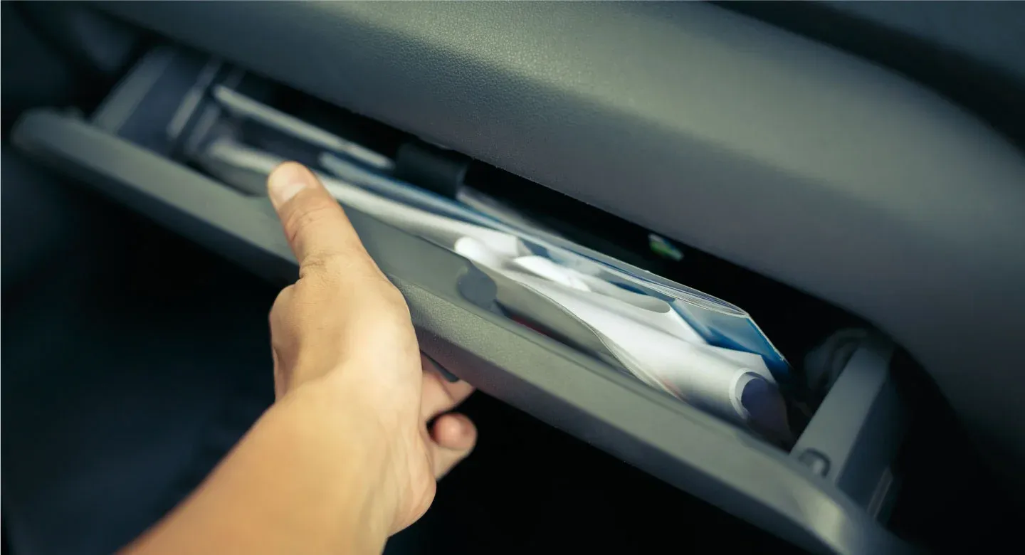 Read more about the article Why Keeping Car Documents Handy Is Important