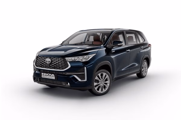 Toyota Innova Hycross