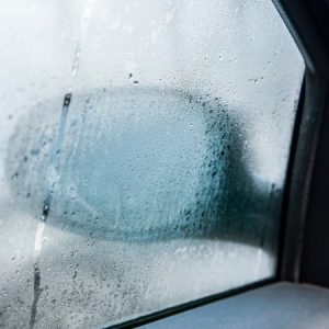 How to Prevent Fogging on Car Windows During Rain